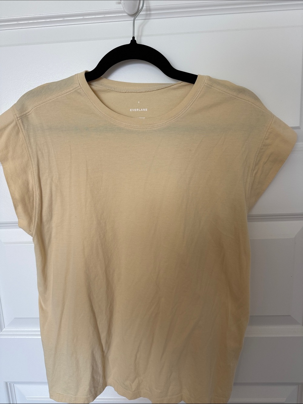 Everlane Muscle Tee in butter yellow